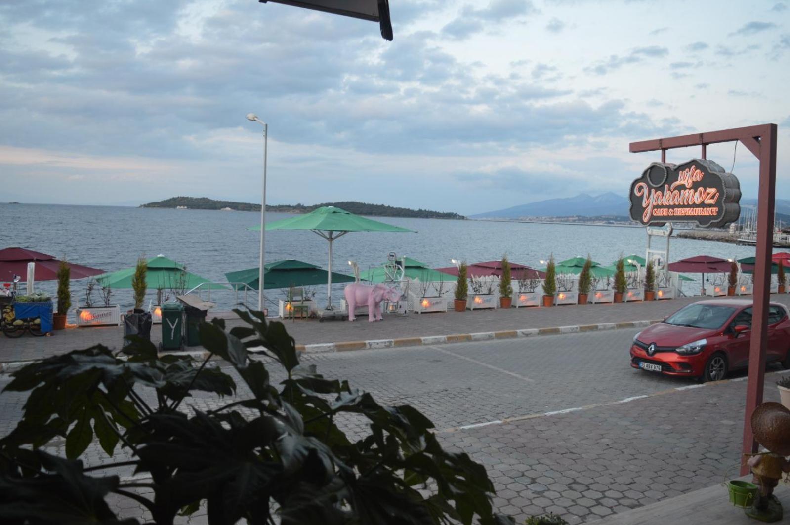 Yakamoz Otel Urla Eksteriør billede